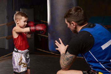 A quel age commencer la boxe